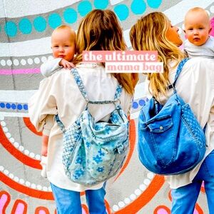 ISO Mumsie diaper bag- either colorway